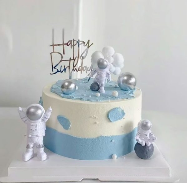 Astronaut Cake