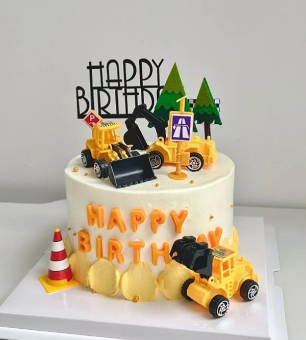 Construction Vehicle Cake