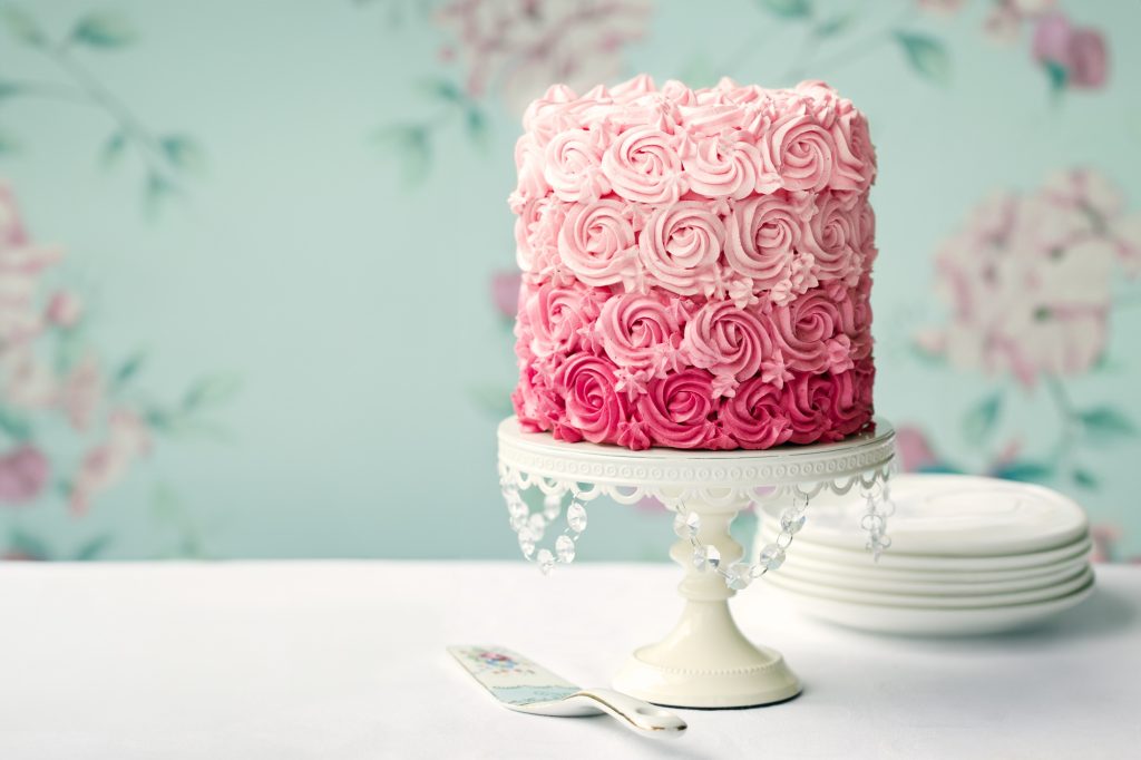 Pink rose ombre cake