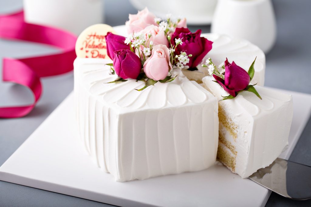 valentine cake delivery in Singapore